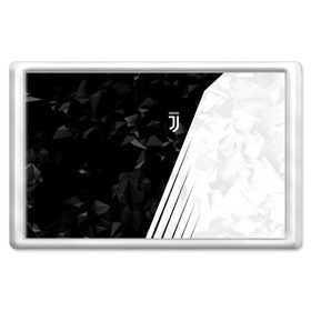 Магнит 45*70 с принтом Juventus 2018 Abstract в городе Новоалтайск, Пластик | Размер: 78*52 мм; Размер печати: 70*45 | fly emirates | juventus | ronaldo | клуб | линии | мода | модные | мяч | реал мадрид | спорт | спортивные | стиль | футбол | футбольный клуб | экстрим | эмблема | ювентус