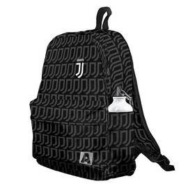 Рюкзак 3D с принтом Juventus 2018 Original в городе Новоалтайск, 100% полиэстер | лямки с регулируемой длиной, сверху петелька, чтобы рюкзак можно было повесить на вешалку. Основное отделение закрывается на молнию, как и внешний карман. Внутри два дополнительных кармана, один из которых закрывается на молнию. По бокам два дополнительных кармашка | fly emirates | juventus | ronaldo | клуб | линии | мода | модные | мяч | реал мадрид | спорт | спортивные | стиль | футбол | футбольный клуб | экстрим | эмблема | ювентус