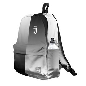 Рюкзак 3D с принтом Juventus 2018 Reverse в городе Новоалтайск, 100% полиэстер | лямки с регулируемой длиной, сверху петелька, чтобы рюкзак можно было повесить на вешалку. Основное отделение закрывается на молнию, как и внешний карман. Внутри два дополнительных кармана, один из которых закрывается на молнию. По бокам два дополнительных кармашка | fly emirates | juventus | ronaldo | клуб | линии | мода | модные | мяч | реал мадрид | спорт | спортивные | стиль | футбол | футбольный клуб | экстрим | эмблема | ювентус