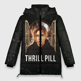 Женская зимняя куртка 3D с принтом THRILL PILL - Грустная Песня в городе Новоалтайск, верх — 100% полиэстер; подкладка — 100% полиэстер; утеплитель — 100% полиэстер | длина ниже бедра, силуэт Оверсайз. Есть воротник-стойка, отстегивающийся капюшон и ветрозащитная планка. 

Боковые карманы с листочкой на кнопках и внутренний карман на молнии | fuelle | logo | music | noir | pil | pill | rap | raper | symbol | thril | thrill | tril | trill | дамб | лого | музыка | пил | пилл | рэп | рэппер | сам | символ | трил | трилл | тхрил | тхрилл | фотографии | щит