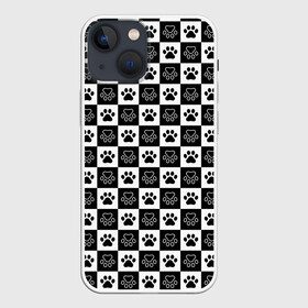 Чехол для iPhone 13 mini с принтом Следы на Шахматном Фоне в городе Новоалтайск,  |  | Тематика изображения на принте: black white | chess | dog | dog pawprints | paws | животное | зверь | лапы | пёс | следы от лап | собака | собачьи следы от лап | хищник | чёрно белое | шахматка | щенок