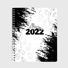 Тетрадь с принтом Тигр отдыхает на цифре 2022. в городе Новоалтайск, 100% бумага | 48 листов, плотность листов — 60 г/м2, плотность картонной обложки — 250 г/м2. Листы скреплены сбоку удобной пружинной спиралью. Уголки страниц и обложки скругленные. Цвет линий — светло-серый
 | Тематика изображения на принте: 2022 | happy new year | merry christmas | год тигра | зима близко | нг | новогодний | новогодний тигр | новогодняя символика | новый год | новый год 2022 | рождество | символ 2022 года | снег | снежинки | тигр