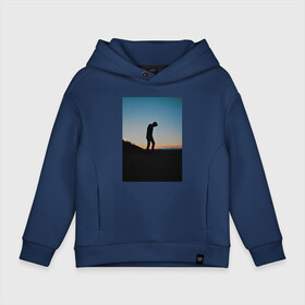 Детское худи Oversize хлопок с принтом Силуэт в закате в городе Новоалтайск, френч-терри — 70% хлопок, 30% полиэстер. Мягкий теплый начес внутри —100% хлопок | боковые карманы, эластичные манжеты и нижняя кромка, капюшон на магнитной кнопке | в топе | в тренде | закат | небо | силуэт | фон