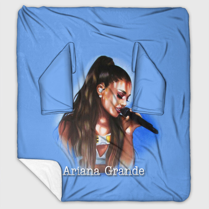 Плед с рукавами Ariana Grande (Ариана Гранде) фото